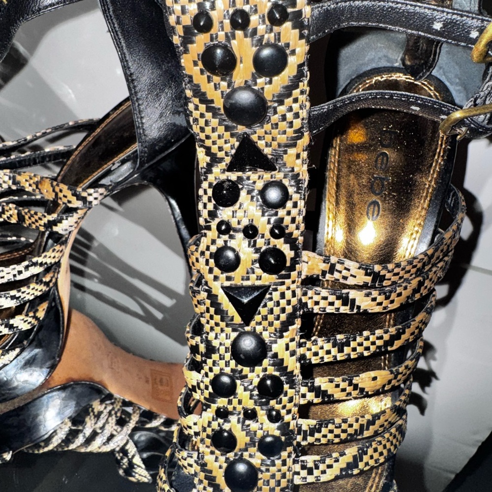 Bebe Aztec/gladiator Raffia sandal - Picture 9 of 11